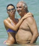 gregoraci-e-briatore-mare.jpg