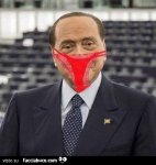 qapvhqwwic-berlusconi-indossa-le-mutandine-al-posto-della-mascherina_a.jpg