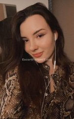 Lily-2942450.jpeg