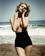 eva-herzigova-3.webp