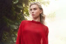VanessaKirby-2.webp