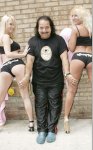 ron_jeremy_woman.jpg