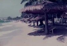 old-picture-pattaya-beach-pattaya-thailand.webp